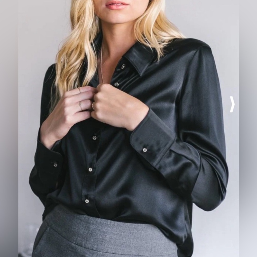 SHEIN navy buttoned down blouse